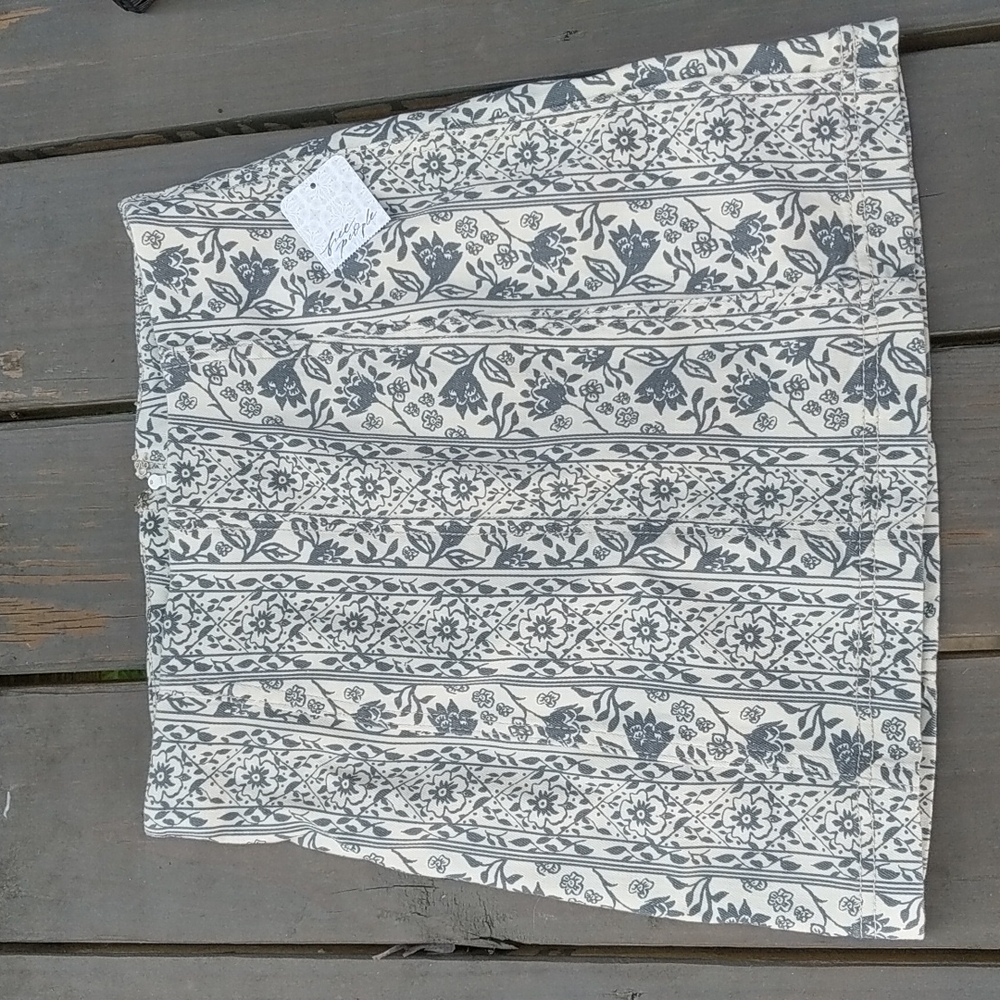 Denim material patterned skirt